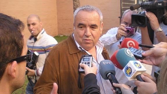 El fiscal pide cárcel para Medina y Lorente por las basuras de Orihuela