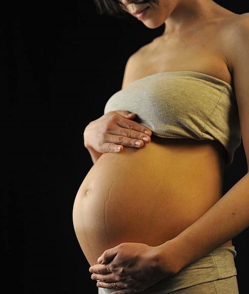 Los fetos responden a la voz de la madre solo si les llega por vía vaginal