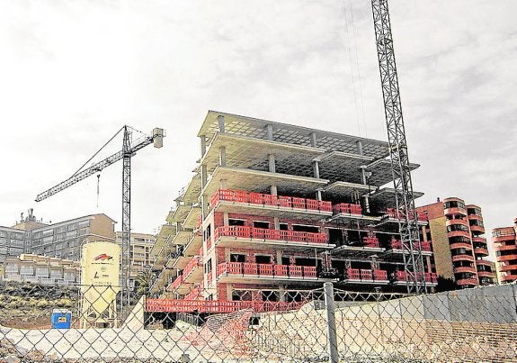 La incertidumbre política no afecta al sector inmobiliario de la provincia