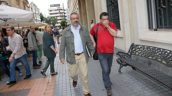 La Guardia Civil inspecciona los permisos del Ayuntamiento de Cartagena a la desaladora