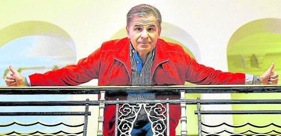 «La vida es corta como para estar siempre con querellas y debates»