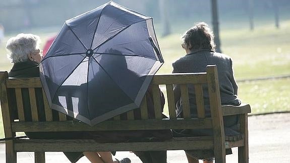 La pensión media se sitúa en 831 euros en la Comunitat