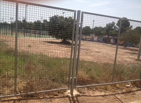 Aims denuncia la ausencia de inversiones para solventar las deficiencias del polideportivo