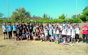 Los grupos 'scouts' reforestan el jardín de 'El Hornillo'