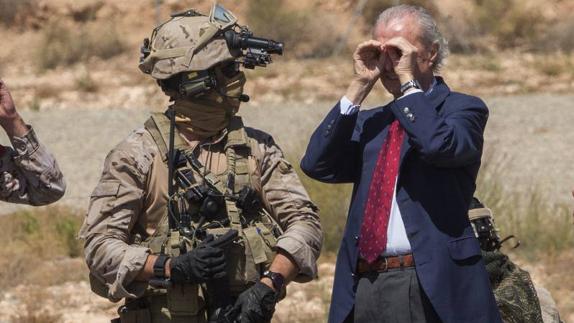 Morenés: «El 'Brexit' y todo lo que suponga desunir afecta a la seguridad»