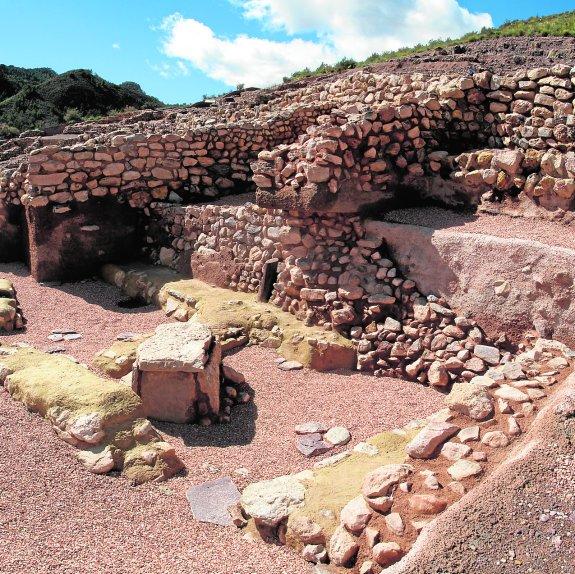La Bastida y el origen del mal