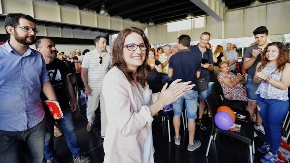 Oltra: «Los valencianos no quieren sentir ya más vergüenza de sus gobernantes»