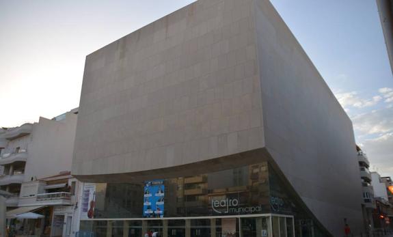 Los populares vuelven a reclamar la pronta reapertura del Teatro Municipal