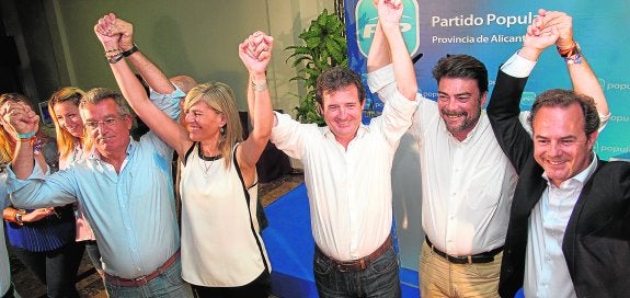 El PP recupera 80.000 apoyos en un año