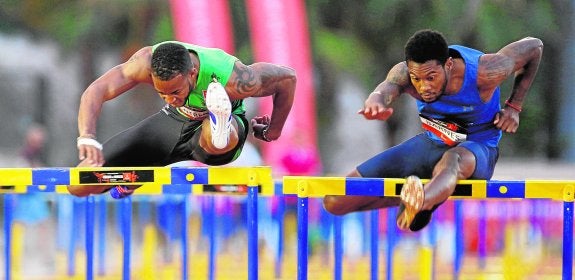 Atletismo con galones en Monte Romero