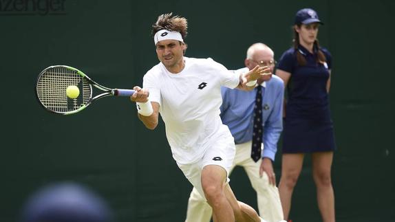 Ferrer debuta con victoria en Wimbledon