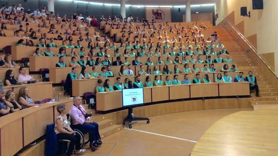 La UMH acoge la graduación de la III Promoción del Grado en Fisioterapia