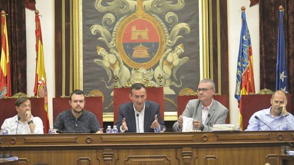 El pleno rechaza declarar BIC los baños árabes