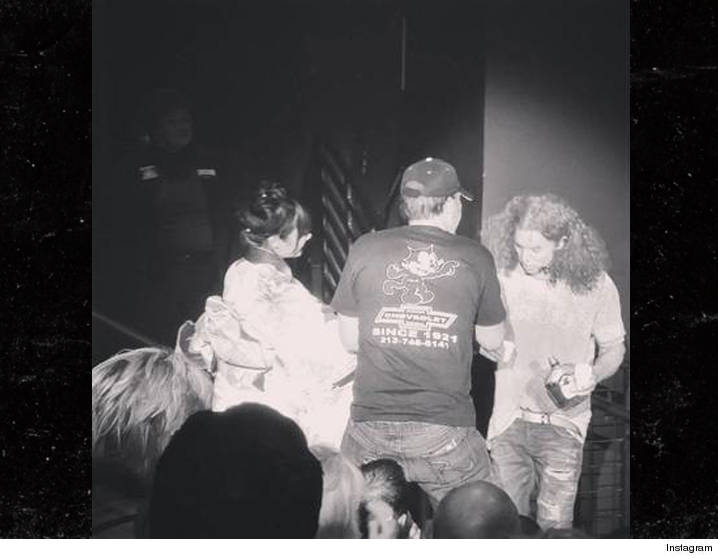 Nicolas Cage cazado en compañía de una misteriosa mujer