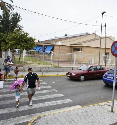 El Consistorio pide a Educación que ejecute el comedor del colegio La Paz