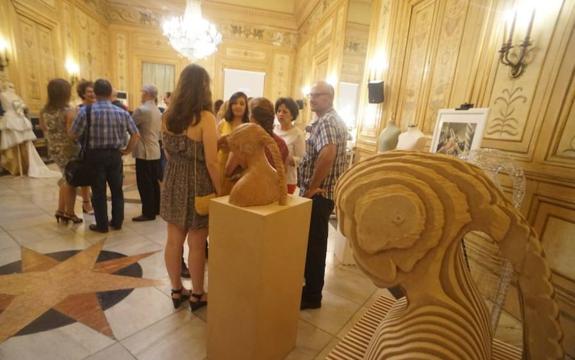 La Escuela de Arte expone en el Casino una muestra del trabajo de sus alumnos