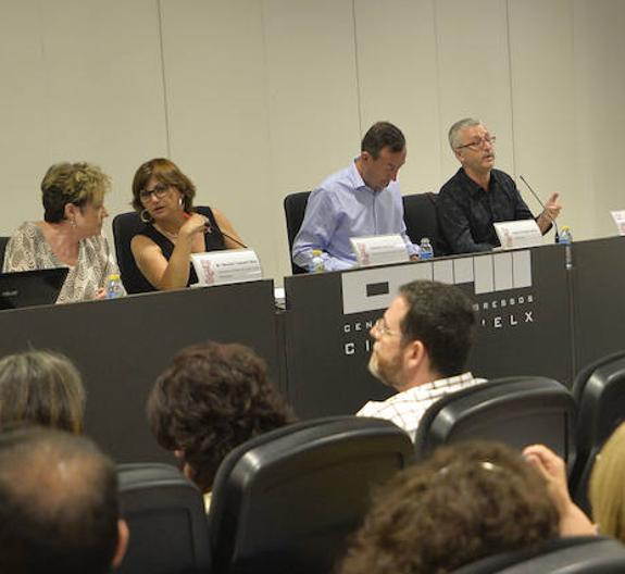 Patrimonio asegura que los baños árabes del Mercado tienen «absoluta» protección