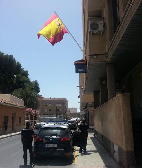 Detienen a cuatro autores de un robo con violencia en un establecimiento comercial