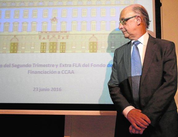 El Consell debe pagar ya 19 millones de la multa del déficit de la UE