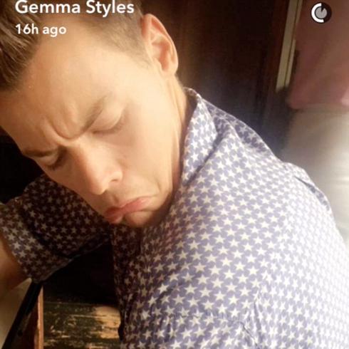 Harry Styles, de One Direction, publica su primera foto con el pelo corto