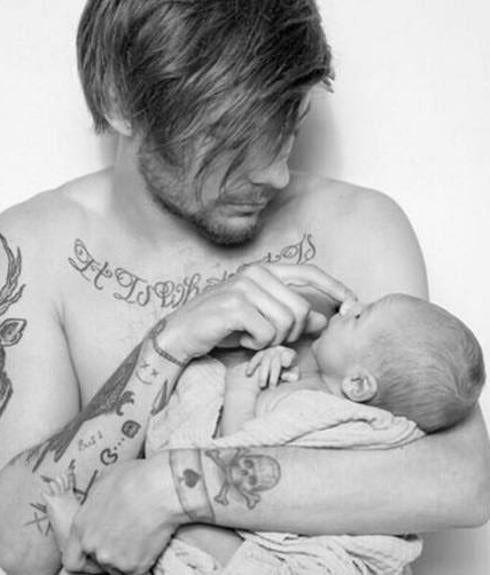 Louis Tomlinson, de One Direction, prohíbe a Briana Jungwirth publicar fotos de su hijo