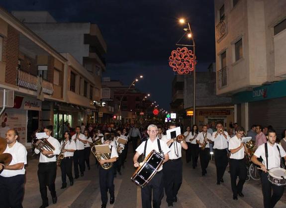 La banda de música más joven de la Vega se va de gira a Galicia
