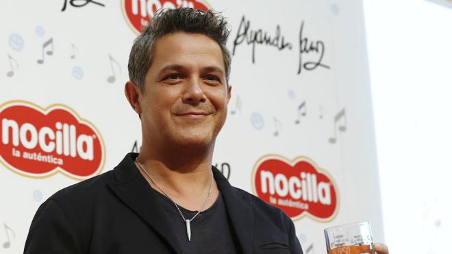 «Hay mucha gente que hace negocio con la música por la cara», denuncia Alejandro Sanz