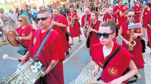 La Junta de Gobierno aprueba el primer pago de la ayuda a los Moros y Cristianos