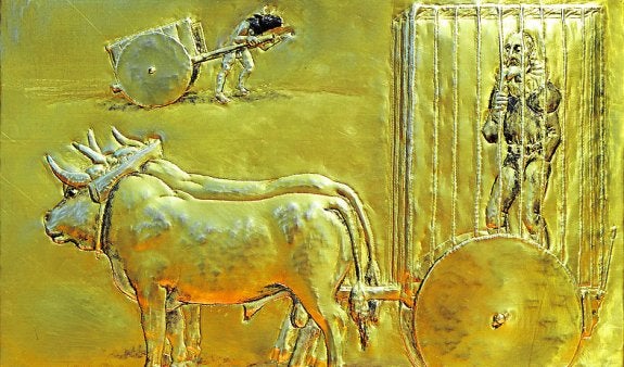 Relieve de Pepe Yagües en una calle de Lorquí