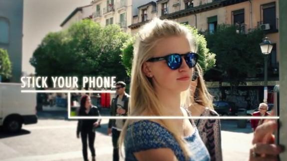 Lanzan las primeras gafas de sol con disparador de 'selfies'