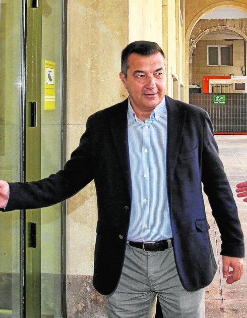 La Audiencia absuelve al exvicealcalde de Alicante por el 'caso Magallanes'