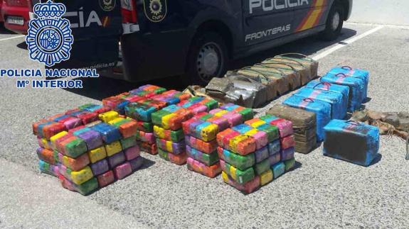 La Policía desarticula una red de narcos y confisca una tonelada de hachís