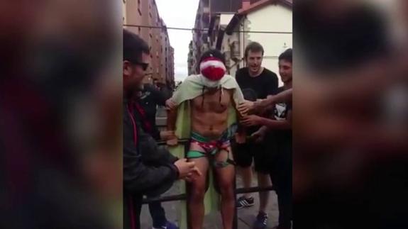 La broma de una despedida de soltero se vuelve viral en la red