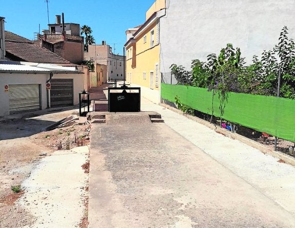 El bipartito retoma el plan para convertir la Acequia Mayor en un paseo