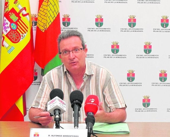 Transportes creará un área conjunta de servicio de taxis para nueve municipios