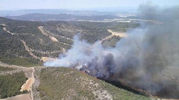 Estabilizado el incendio en la Sierra de Mariola