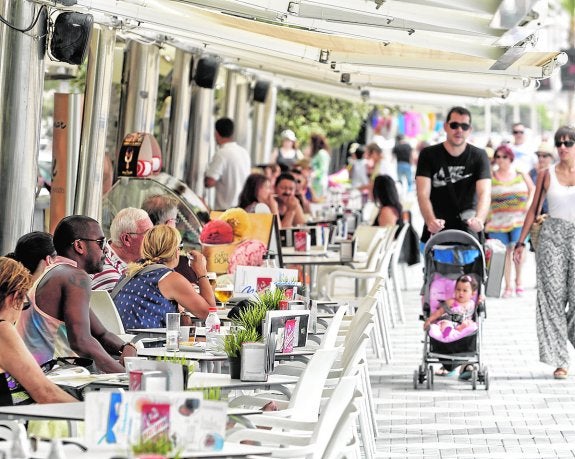 Turistas con síndrome de asfixia