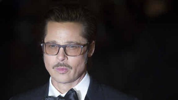 Brad Pitt defrauda como filántropo