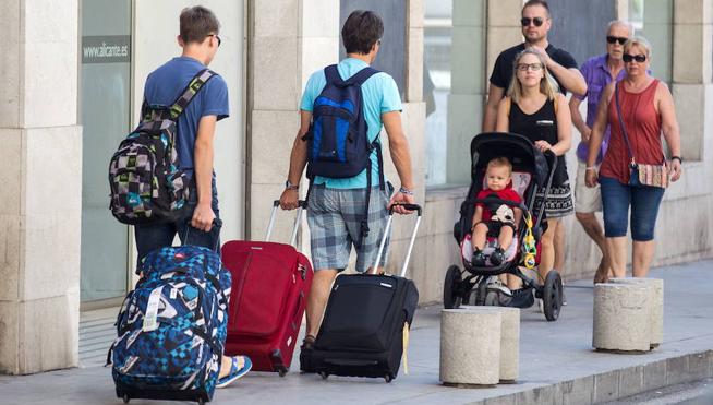 Crece tres puntos la ocupación hotelera en la ciudad de Alicante en julio