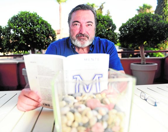 «Es un milagro diario mirarnos al espejo y reconocernos»