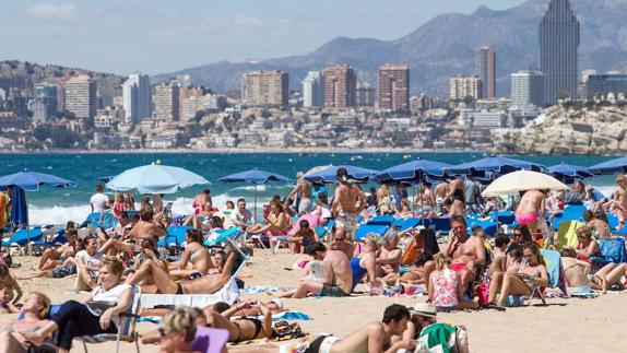 Los hoteles de Benidorm rozan el 95% de ocupación para el puente