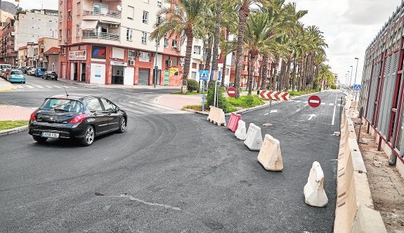 El Ayuntamiento pide que Adif ceda el vial que conecta las carreteras de Hurchillo y Arneva