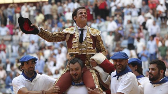 El Juli, iluminado frente a un José Tomás de «bravo» sin trofeo