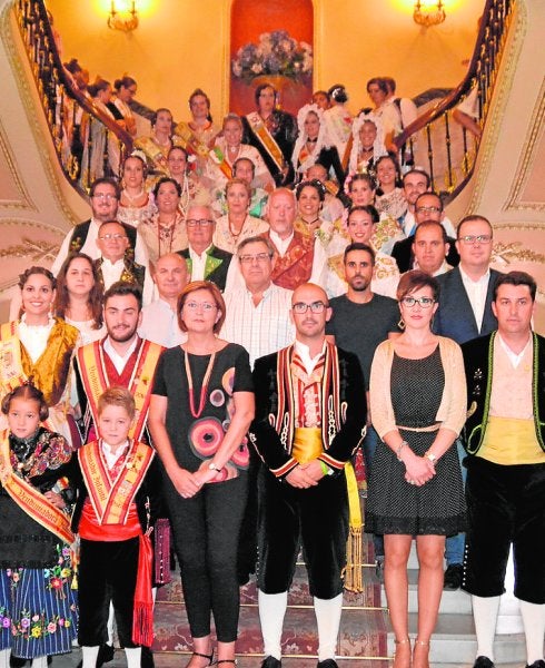 Las fiestas del Levante arropan la Ofrenda de Uvas y el primer mosto