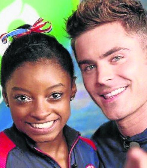 Zac Efron felicita a Simone en Río