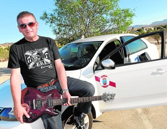 Cabalgando por Garrote Bill