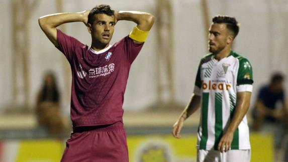 El Jumilla pierde el primer partido