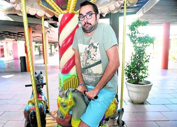 «Hay que aprender a reírse también de lo que nos toca»