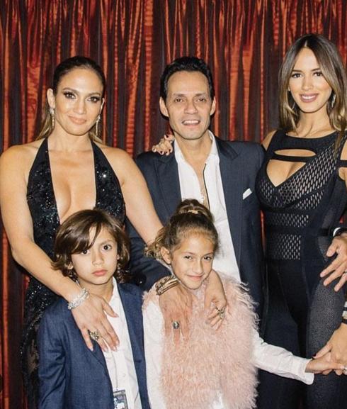 Jennifer López se consuela con su 'ex'