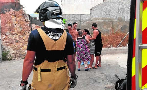 Una travesura con una cerilla causa un fuego en Aljucer